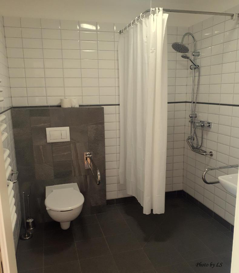 Kasztanowy Palac Swadzim Exteriör bild
